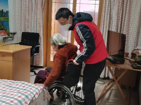 【疫情防控】盡銳出戰(zhàn)護我城，工投先鋒在行動 ——集團干部下沉一線系列（二）
