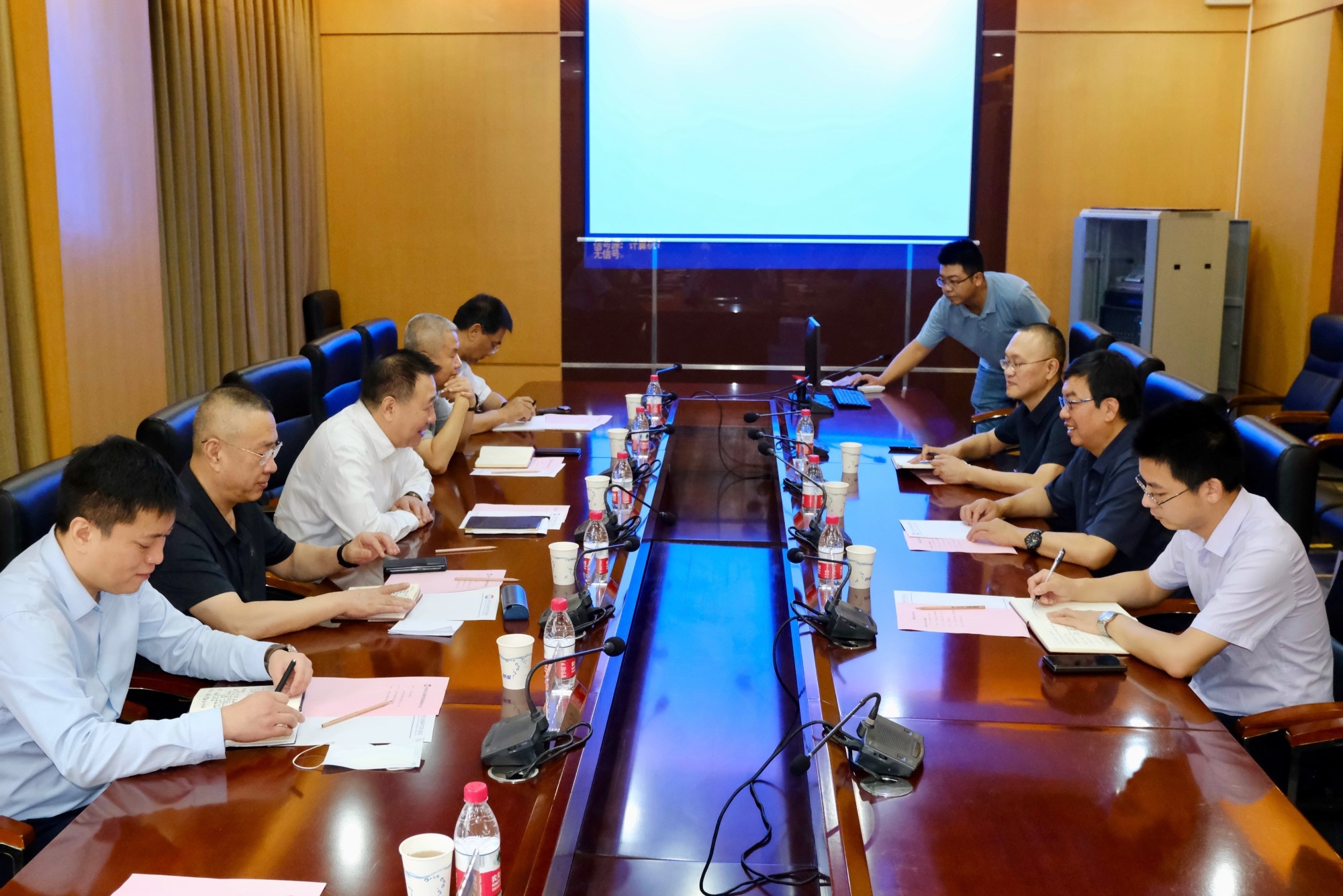 工投集團(tuán)黨委書記、董事長(zhǎng)金輝拜訪西北有色金屬研究院